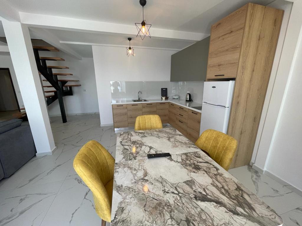 Sunrose Residences Sarandë Eksteriør billede