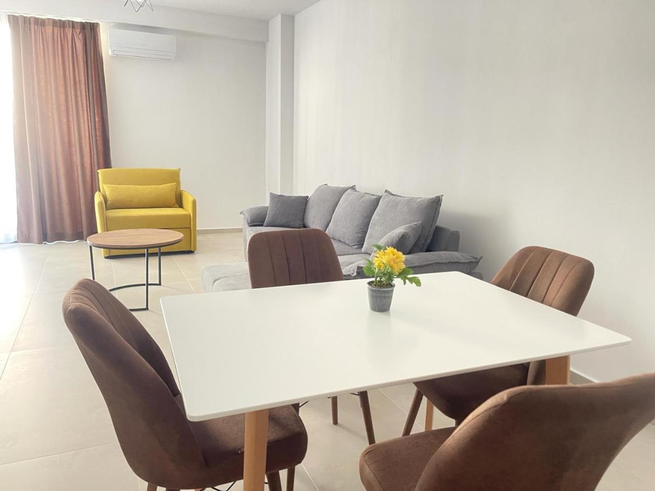 Sunrose Residences Sarandë Eksteriør billede