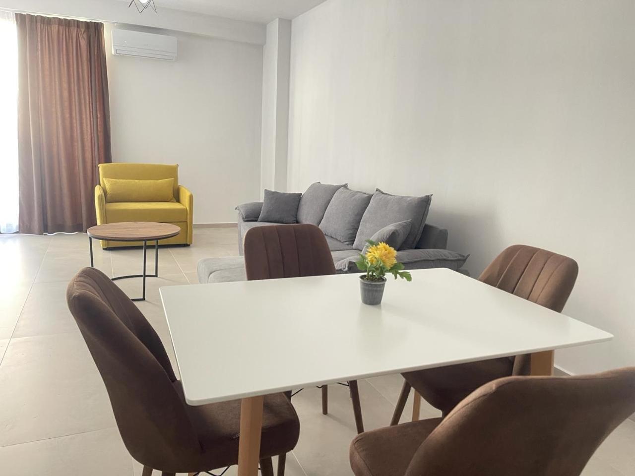 Sunrose Residences Sarandë Eksteriør billede