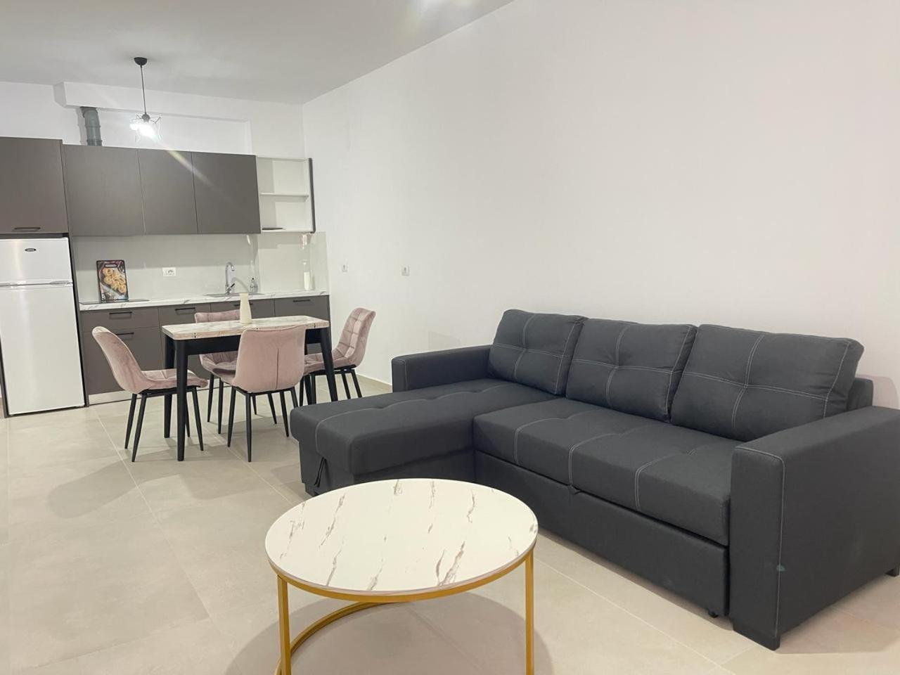 Sunrose Residences Sarandë Eksteriør billede