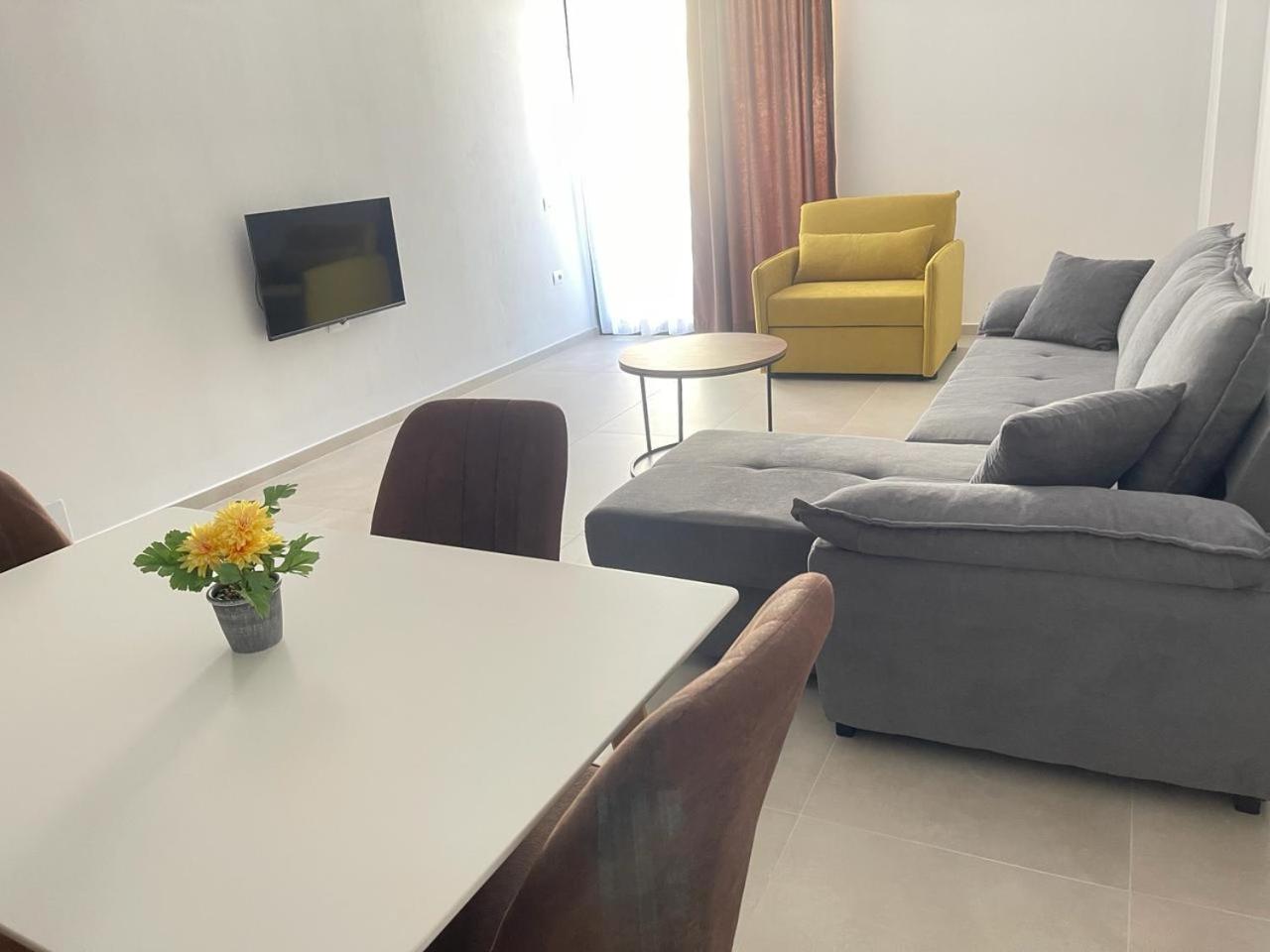 Sunrose Residences Sarandë Eksteriør billede