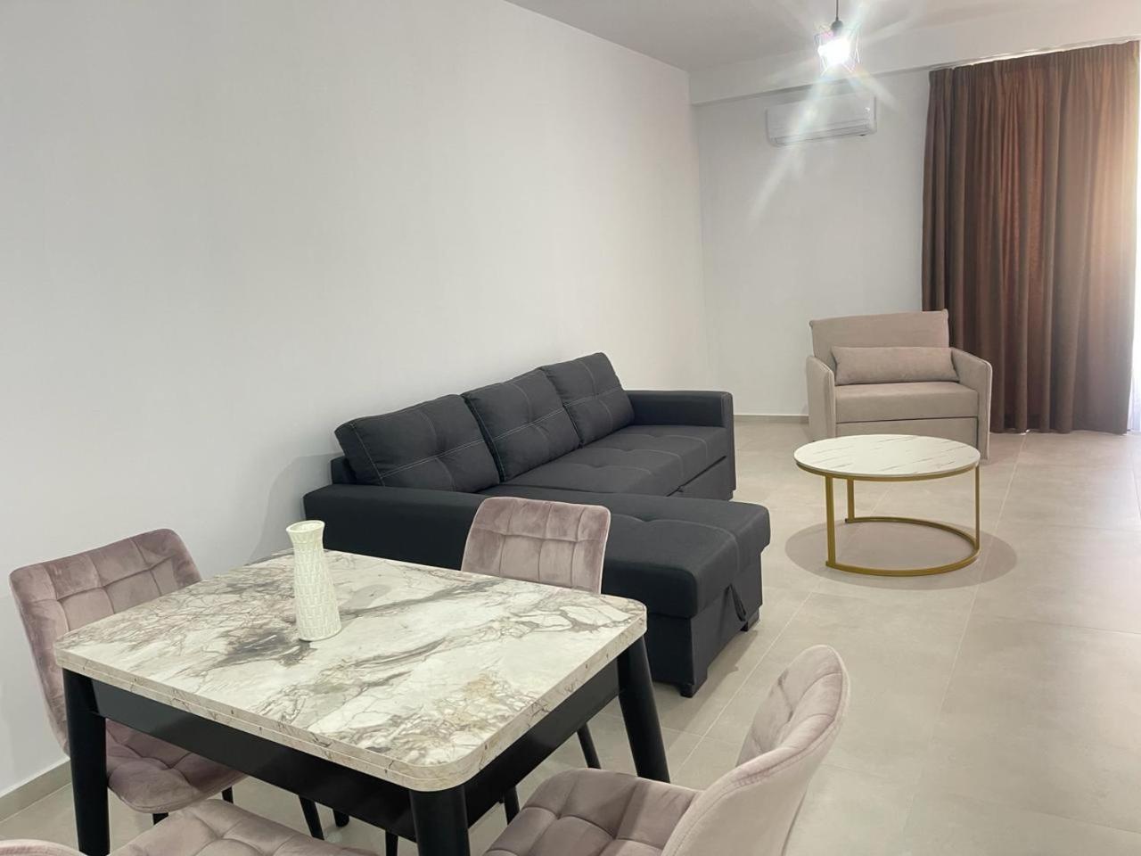Sunrose Residences Sarandë Eksteriør billede